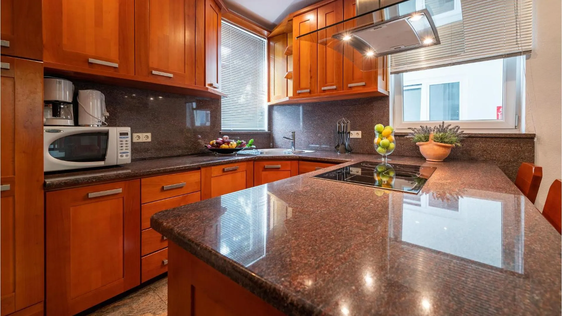 3 Bedroom Stunning Apartment In Pula Chorwacja
