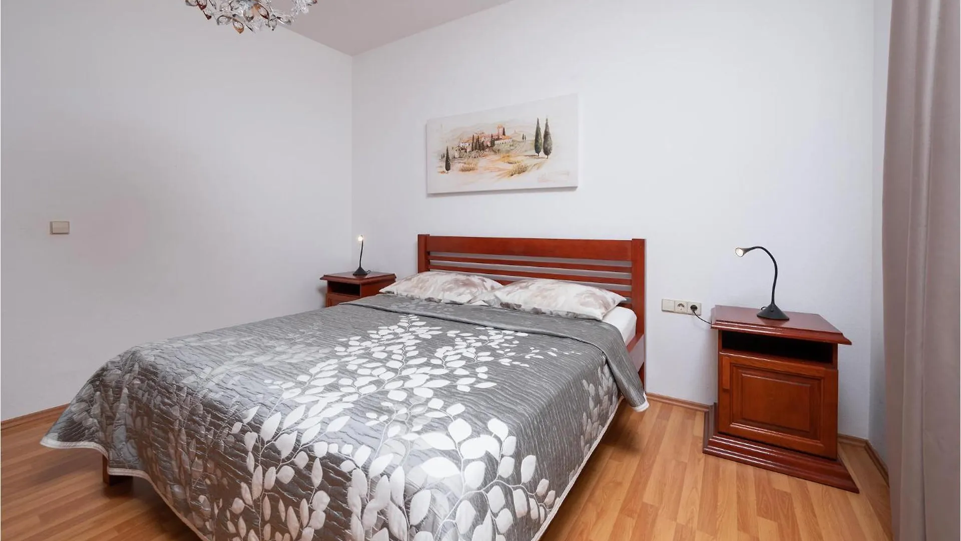 3 Bedroom Stunning Apartment In Pula