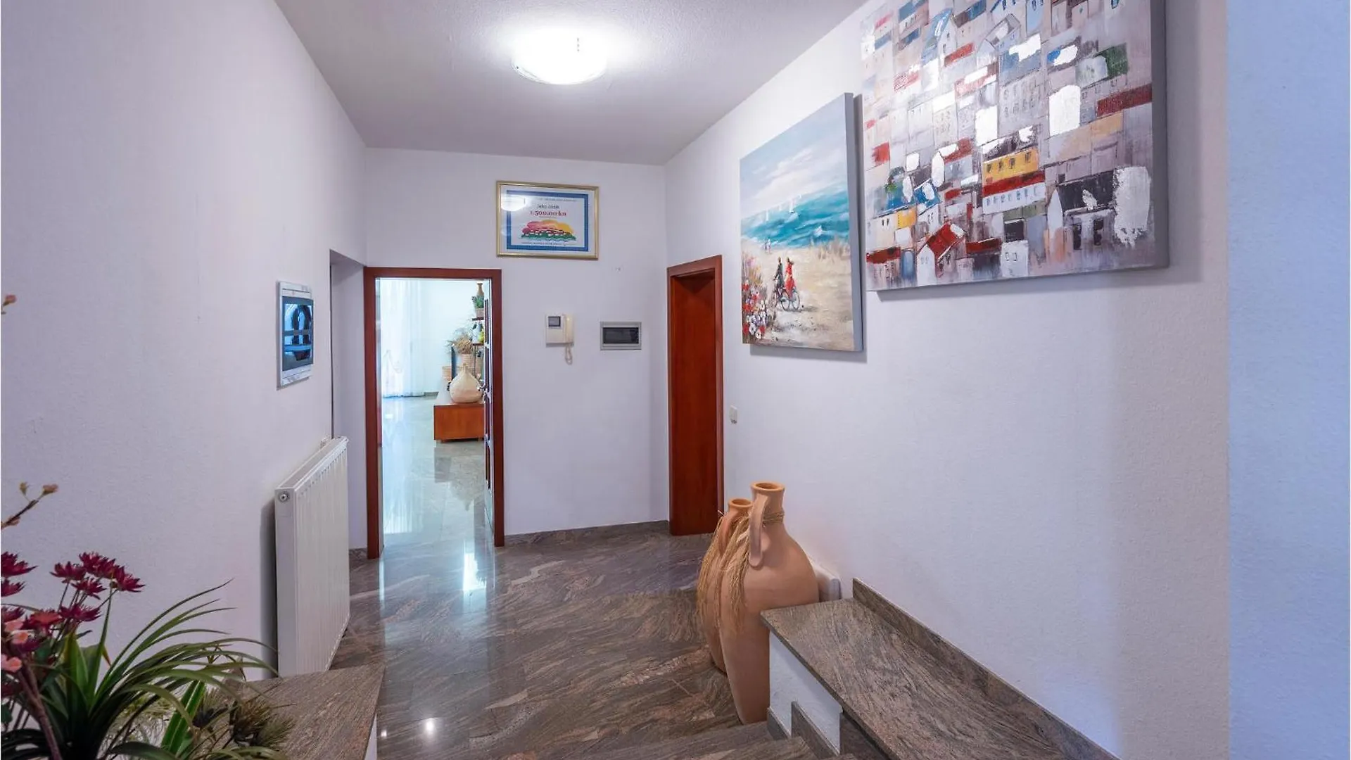 3 Bedroom Stunning Apartment In Pula